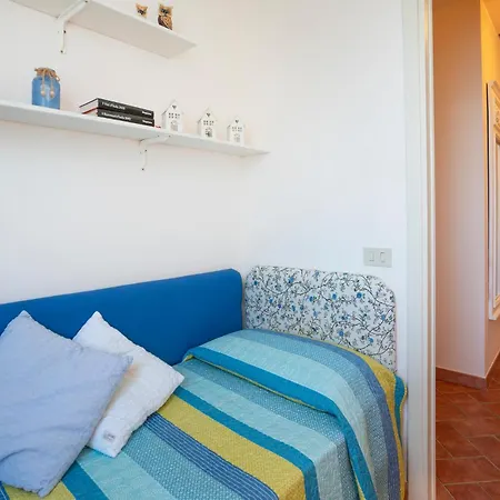 Holiday home Amazing In -pi- With Kitchen